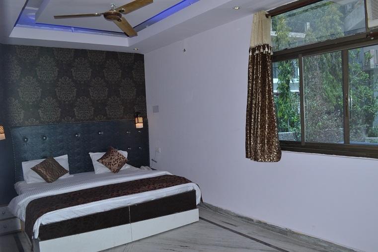 Akash Continental Hotel Rishikesh Phòng bức ảnh